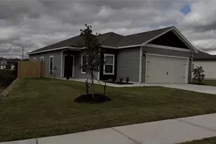 8205 White Wolf Trl, Ponder, TX 76259 - Photo 2