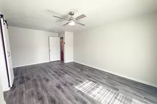 1912 E Branch Hollow Dr, Carrollton, TX 75007 - Photo 24