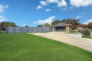 1912 E Branch Hollow Dr, Carrollton, TX 75007 - Photo 34