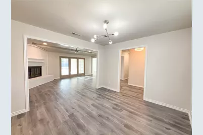 1912 E Branch Hollow Drive, Carrollton, TX 75007 - Photo 10