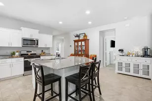 521 Bronze Cir E, Springtown, TX 76082 - Photo 6