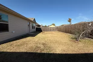 413 Everglades St, Princeton, TX 75407 - Photo 38