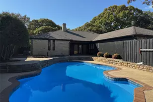 1109 E Berkeley Dr, Richardson, TX 75081 - Photo 2