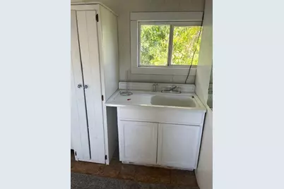 1210 Second Street, Goldthwaite, TX 76844 - Photo 6