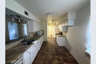 13329 Southview Lane, Dallas, TX 75240 - Photo 8