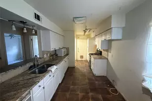 13329 Southview Ln, Dallas, TX 75240 - Photo 8