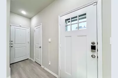 3501 E Renfro Street #402, Burleson, TX 76028 - Photo 14