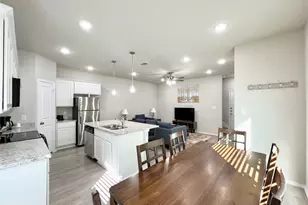 3501 E Renfro St, Burleson, TX 76028 - Photo 8