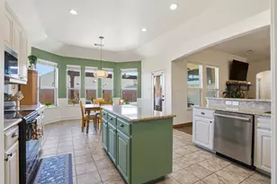 8900 Stone Top Dr, Fort Worth, TX 76179 - Photo 14