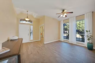 3204 Berkshire Ln, Corinth, TX 76210 - Photo 6