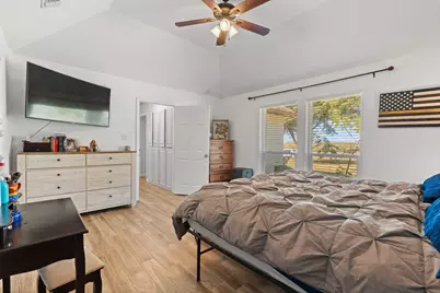 1013 Highland Road, Cleburne, TX 76033 - Photo 24