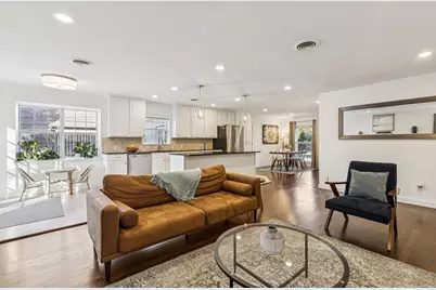 10525 Castlegate Drive, Dallas, TX 75229 - Photo 4