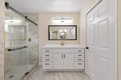 3916 Waterford Way, Denton, TX 76210 - Photo 22