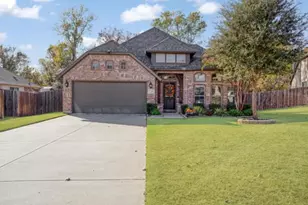 1704 Southridge Dr, Van Alstyne, TX 75495 - Photo 2