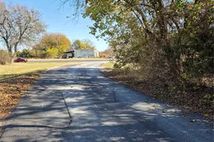 2628 S State Hwy 121, Bonham, TX 75418 - Photo 30