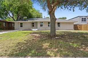 6625 Bridges, Richland Hills, TX 76118 - Photo 1