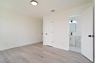6625 Bridges, Richland Hills, TX 76118 - Photo 14