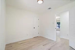 6625 Bridges, Richland Hills, TX 76118 - Photo 16