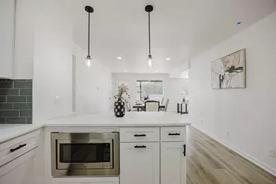 2112 Pontiac Drive, Carrollton, TX 75006 - Photo 12