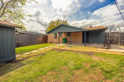 2112 Pontiac Drive, Carrollton, TX 75006 - Photo 2