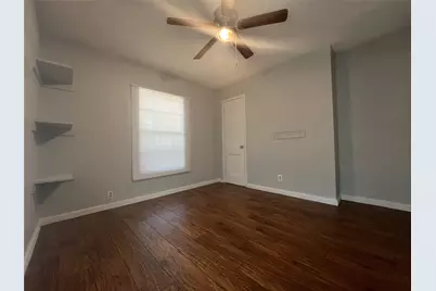 2722 Locust Avenue, Dallas, TX 75216 - Photo 8