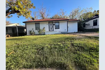 2722 Locust Avenue, Dallas, TX 75216 - Photo 2