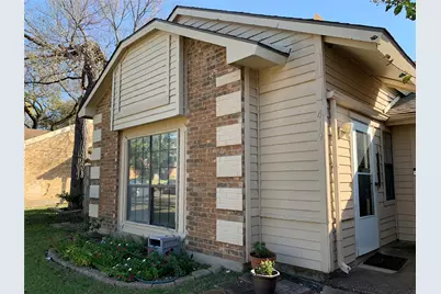 419 Dollins Street, Cedar Hill, TX 75104 - Photo 2