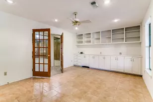 928 Old Mill Cir, Irving, TX 75061 - Photo 8