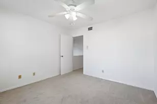 708 Creekwood Dr, Lewisville, TX 75067 - Photo 36