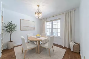 708 Creekwood Dr, Lewisville, TX 75067 - Photo 2