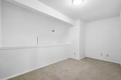 708 Creekwood Drive, Lewisville, TX 75067 - Photo 32