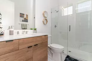 2239 Lovedale Ave, Dallas, TX 75235 - Photo 12