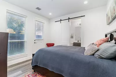 2239 Lovedale Avenue #105, Dallas, TX 75235 - Photo 18