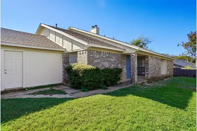 6720 Crestmont Court, Fort Worth, TX 76133 - Photo 1