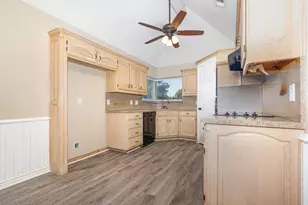 6315 Meadowmere Ln, Arlington, TX 76001 - Photo 8