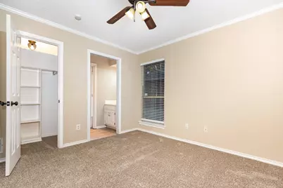 6315 Meadowmere Lane, Arlington, TX 76001 - Photo 16