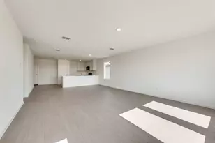 1047 Neyland Dr, Ennis, TX 75119 - Photo 14