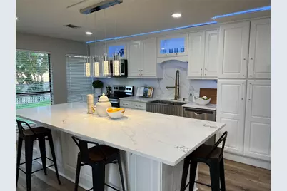 4313 Kenwood Drive, Grapevine, TX 76051 - Photo 2