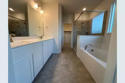 540 Waterford Park Boulevard, Weatherford, TX 76087 - Photo 12