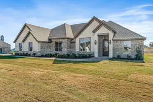 1064 Uplift Dr, Weatherford, TX 76087 - Photo 2