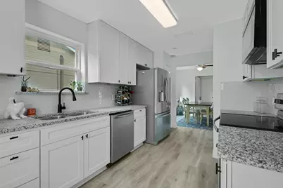 1319 Brazos Boulevard, Lewisville, TX 75077 - Photo 12