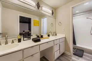 2801 Peachtree Ln, Pantego, TX 76013 - Photo 24