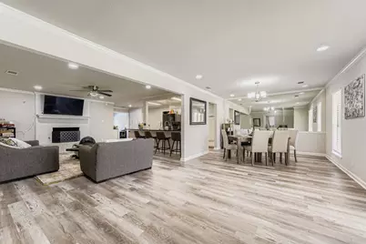 2801 Peachtree Lane, Pantego, TX 76013 - Photo 10