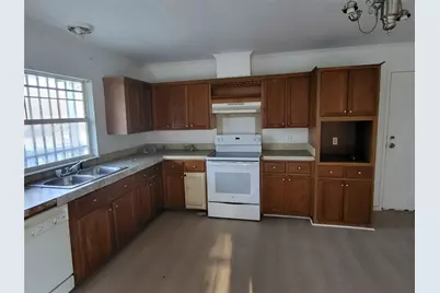 5933 Tracy Road, Dallas, TX 75241 - Photo 4