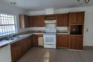 5933 Tracy Rd, Dallas, TX 75241 - Photo 4