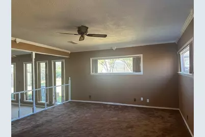 808 Flamingo Road, Granbury, TX 76049 - Photo 2