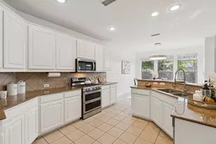 9857 Avalon Dr, Frisco, TX 75035 - Photo 8