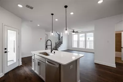 8720 Treeline Parkway, Justin, TX 76247 - Photo 6