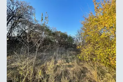 9632 Ronald Drive, Fort Worth, TX 76134 - Photo 10