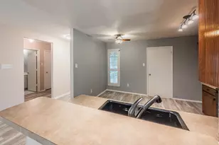 10537 Splitridge Ct, Fort Worth, TX 76108 - Photo 12